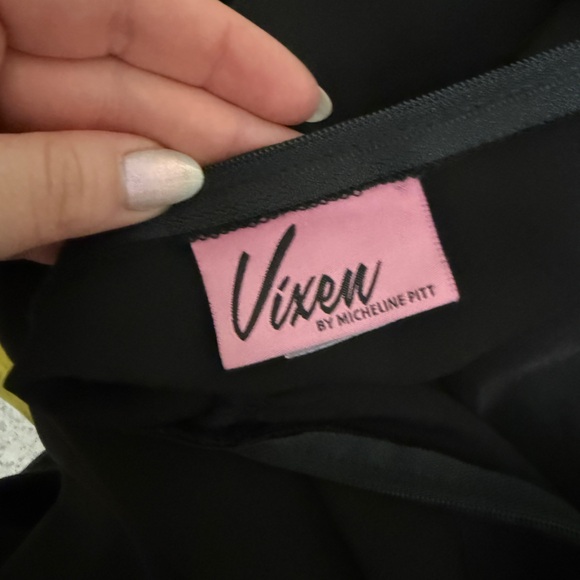 Vixen by Micheline Pitt Black Midi Dress - Picture 3 of 4
